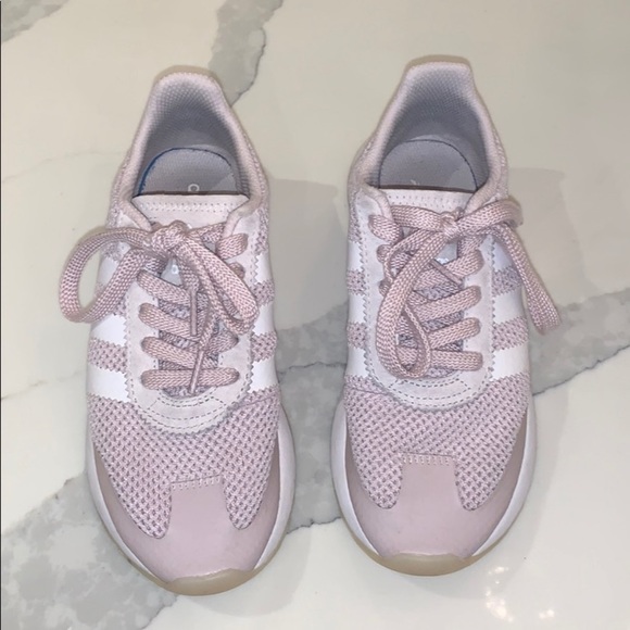 Adidas sneakers - Picture 2 of 4